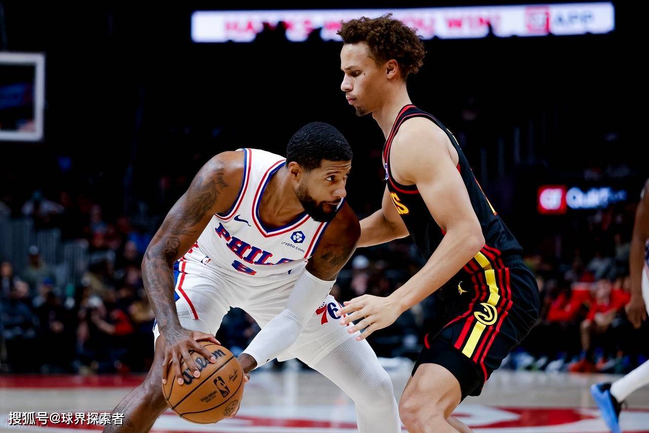 今夜突围战来临，费城76人围绕CBA常规赛外线爆发，气氛紧张，更衣室氛围转暖的简单介绍