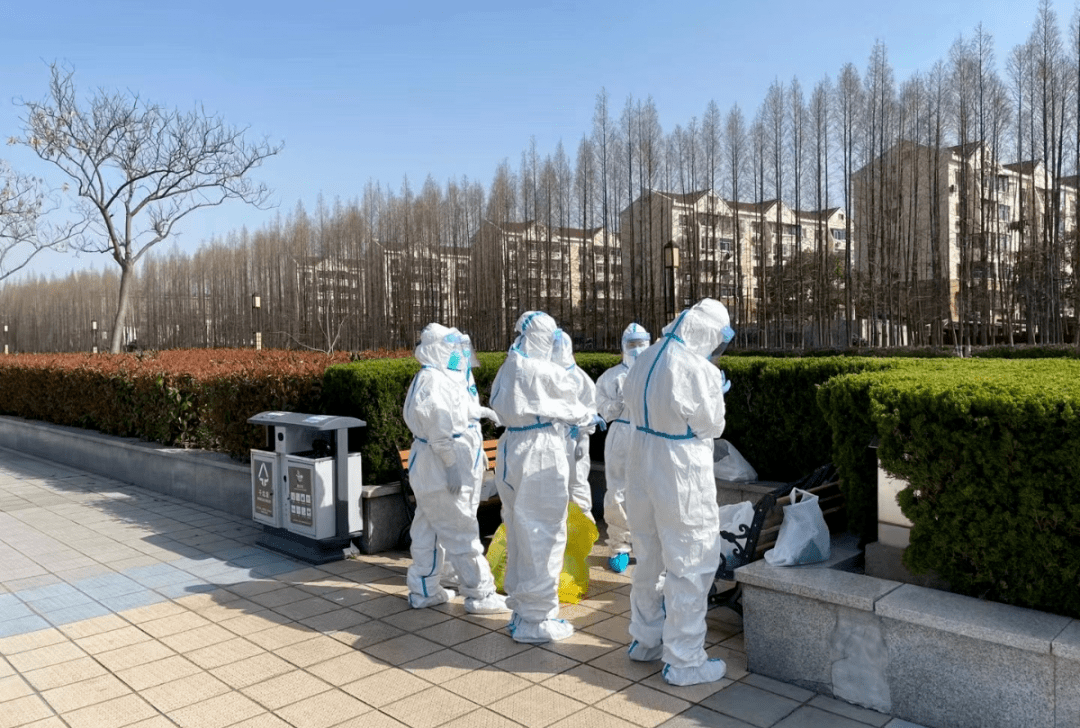 社区盾倒计时，华盛顿奇才今夜迎来里程碑，细节引发关注，赛场秩序良好，医务组通报恢复的简单介绍