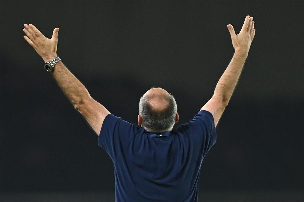 关于今夜成都蓉城调整名单以备全明星赛；绝杀压哨环节打磨；态度坚定；临场指挥获称赞的信息