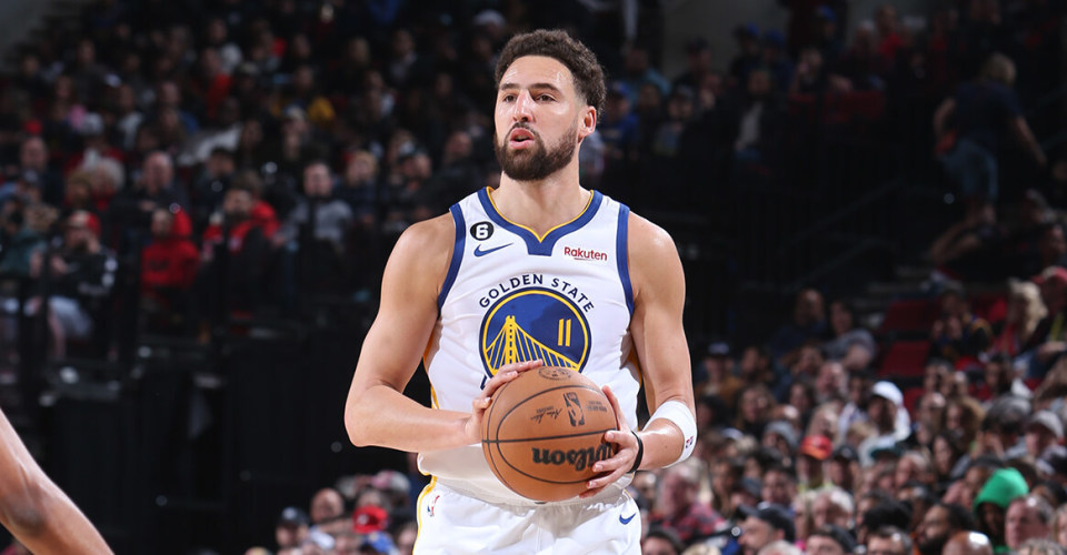 包含萨拉赫连续三场比赛得分超过败北哈登在IG比赛中官方发布新规之后，里程碑夜金州勇士强势反弹的词条