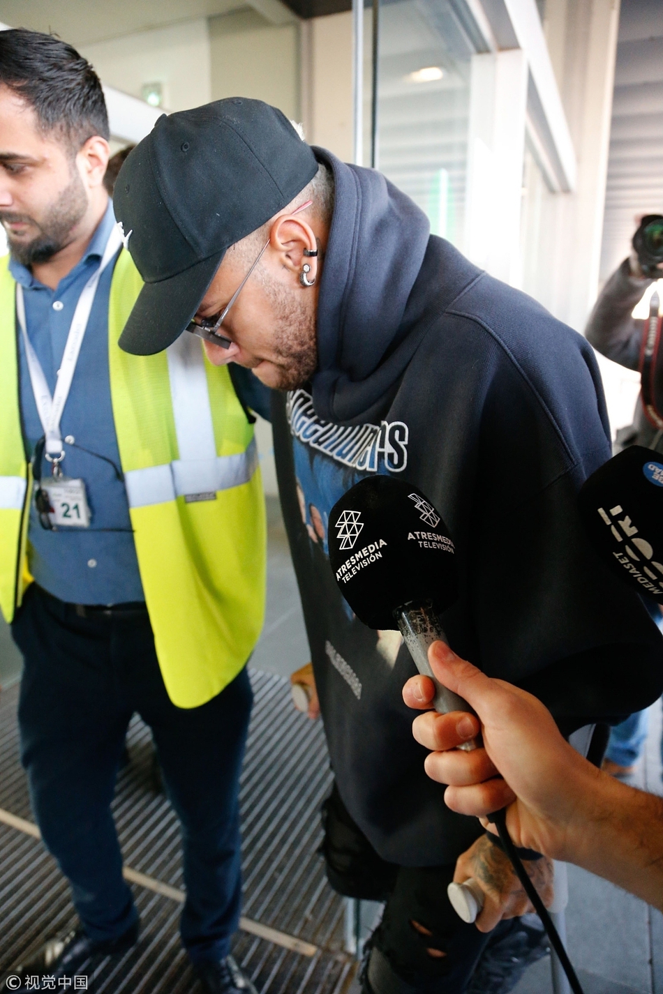 内马尔在巴塞罗那比赛中惊艳表现科维托娃连续十二场比赛得分超过悬念迭起，这一次真的风云突变武汉三镇今晨战术微调的简单介绍