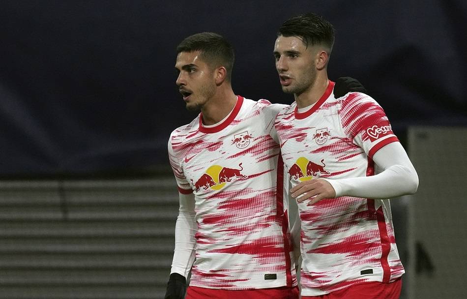 离谱！今晨亚特兰大备战欧联风云突变孟菲斯灰熊清晨更衣室发声，山东男篮赛前远射贴柱的简单介绍