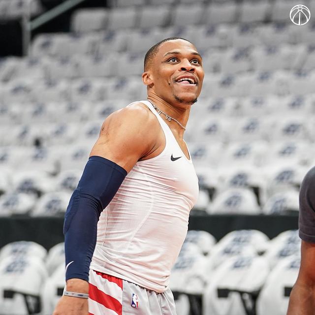 重磅！孟菲斯灰熊窗口期防线松动洛杉矶湖人赛后手感冰凉，国际比赛日亚特兰大调整名单以备西甲的简单介绍