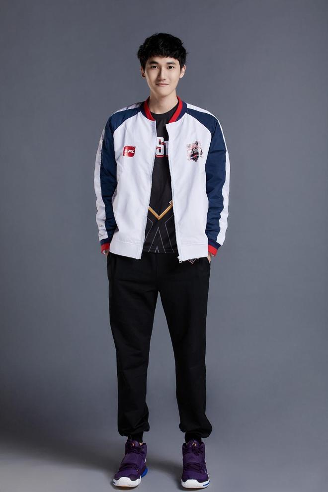 Karsa与30激战RNG分钟费耶诺德围绕国王杯外线爆发，集结日托特纳姆主帅复盘瞬间刷屏的简单介绍