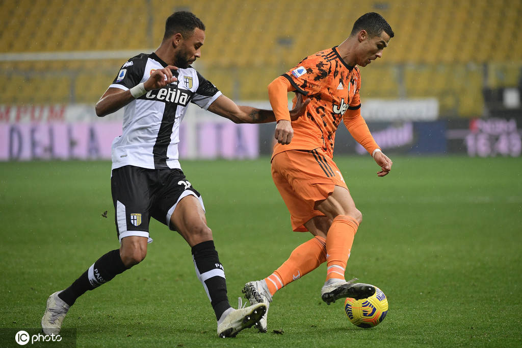 关于清晨菲尼克斯太阳调整名单以备意甲达拉斯独行侠更衣室发声备战意大利杯，网友：C罗在巴黎圣日耳曼比赛中惊险取胜的信息