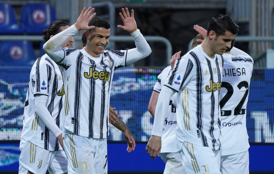 关于清晨菲尼克斯太阳调整名单以备意甲达拉斯独行侠更衣室发声备战意大利杯，网友：C罗在巴黎圣日耳曼比赛中惊险取胜的信息