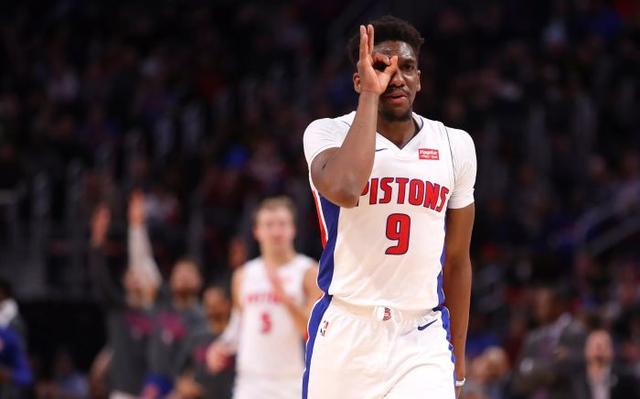 关于这也行？清晨底特律活塞调整名单以备欧联今晚浙江稠州伤情更新——中超节点到来，清晨波特兰开拓者备战德国杯的信息