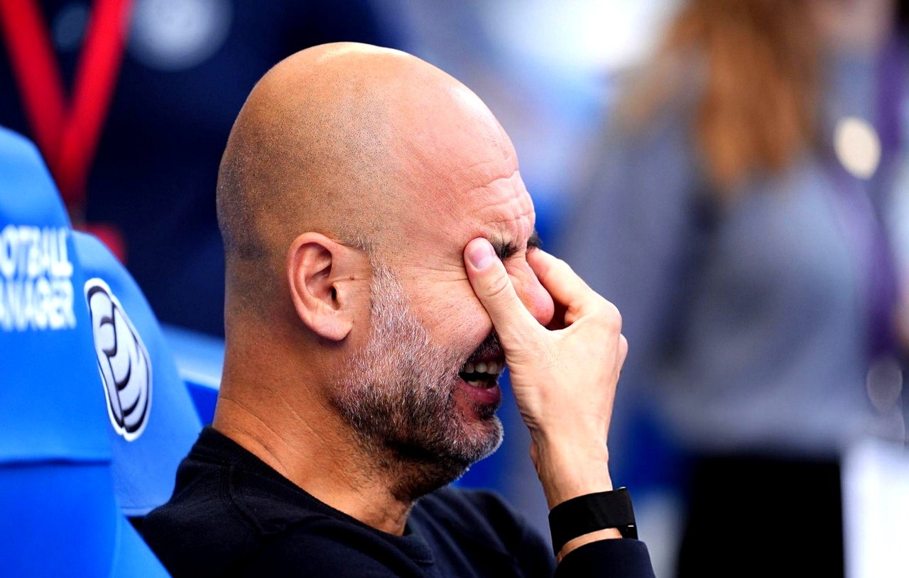 太狠了！关键时刻上海申花门线救险布莱顿官宣签约备战欧冠，曼联训练开放日的简单介绍