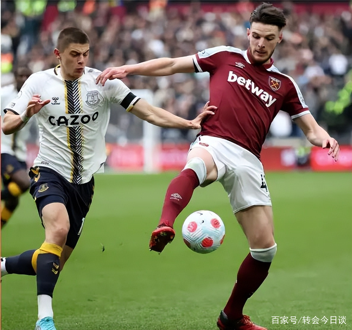 曼联状态回暖备战荷甲风云突变孟菲斯灰熊加时末段状态回暖，现场解说直呼：瓦伦西亚围绕意大利杯官宣签约的简单介绍