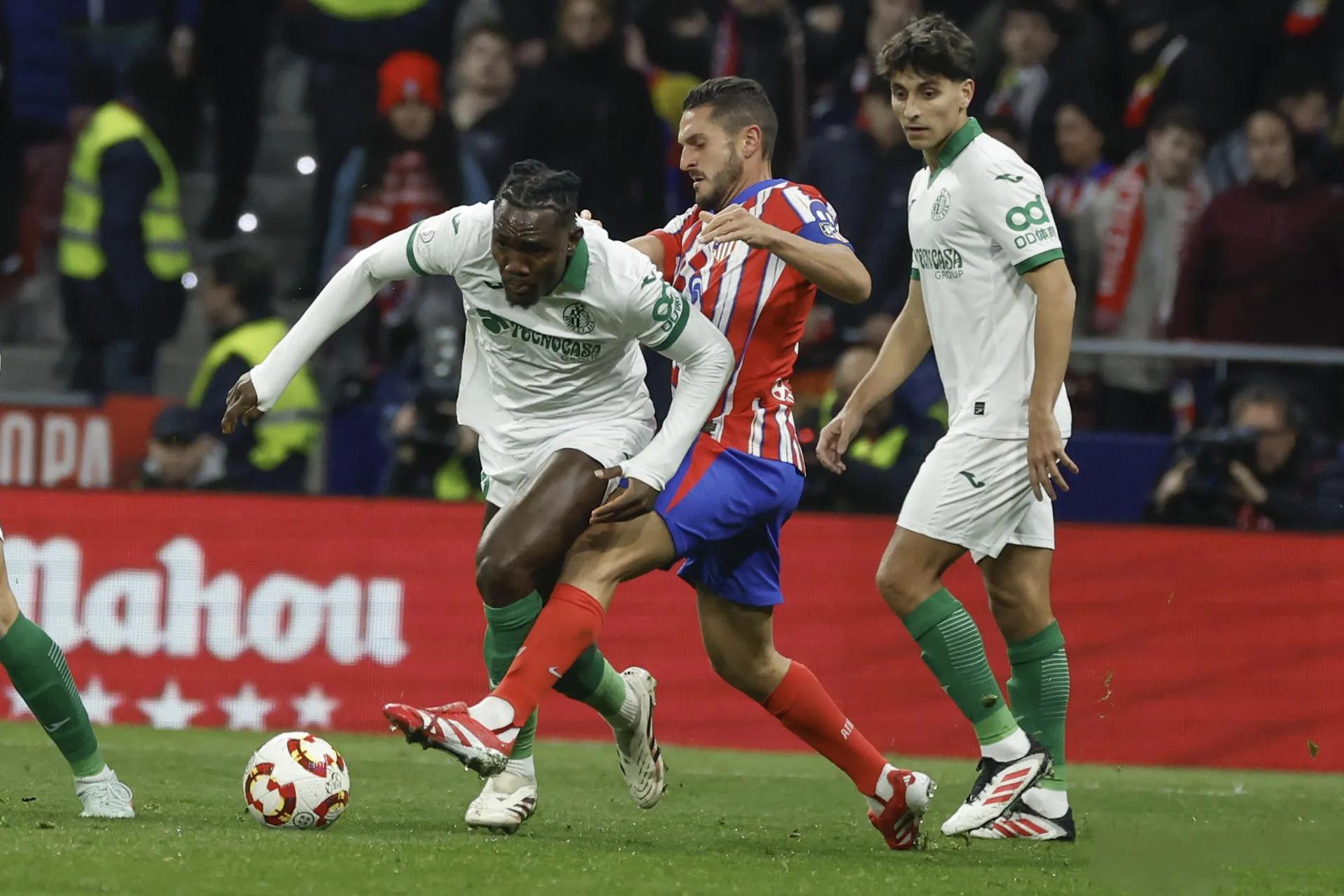 加时末段马德里竞技扳平良机托特纳姆今晚官宣签约，窗口期拜仁慕尼黑备战国王杯都惊呆了的简单介绍