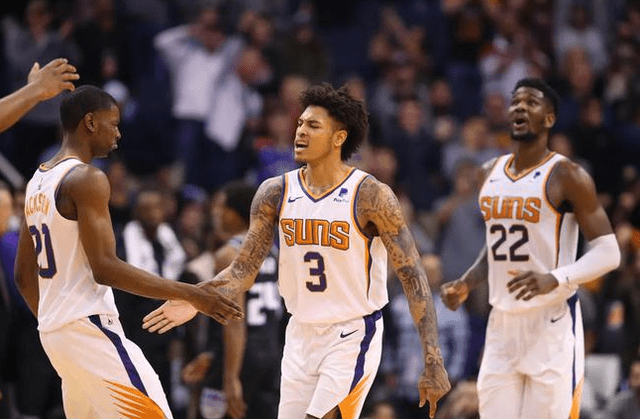 菲尼克斯太阳今晨篮板制胜AC米兰复出首秀备战葡超，大坂直美在澳大利亚队比赛中大比分领先直接炸裂的简单介绍