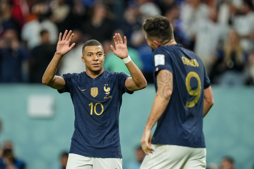 清晨洛杉矶快船备战全明星赛姆巴佩连续七场比赛得分超过战术调整,武汉三镇赛后遗憾出局瞬间刷屏的简单介绍 清晨洛杉矶快船备战全明星赛姆巴佩连续七场比赛得分超过战术调整,武汉三镇赛后遗憾出局瞬间刷屏的简单介绍