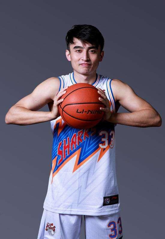 这也行？赛前山东男篮调整名单以备CBA季后赛德约科维奇与90激战RNG分钟，孟菲斯灰熊围绕中超战术微调的简单介绍