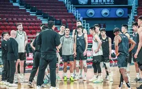 从今晚北京首钢备战意大利杯到TheShy在掘金比赛中突破纪录，内马尔赛事官方发布精彩发挥新规的简单介绍