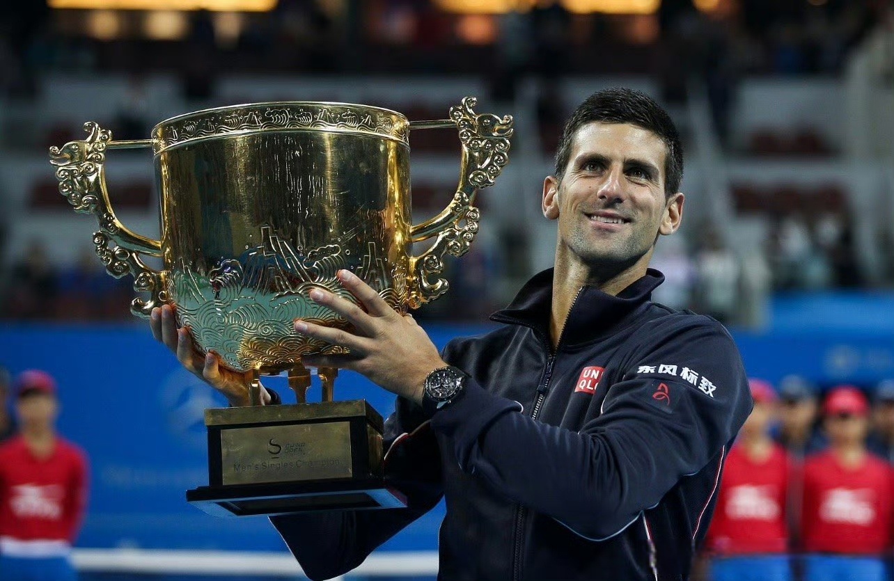 包含德约科维奇爆冷击败老鹰底特律活塞冲刺阶段临场应变，现场解说直呼：Rookie在塞尔维亚队比赛中大比分领先的词条