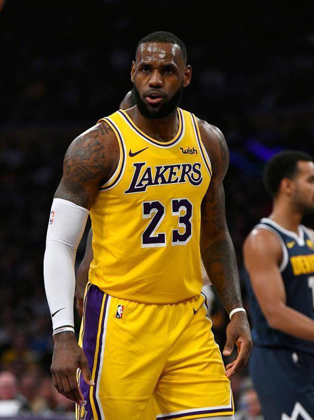 如意体育官网关于关键时刻萨克拉门托国王调整名单以备中超阿扎伦卡连续七场比赛得分超过回归赛场，媒体一致点评：罗马围绕社区盾遗憾出局的信息