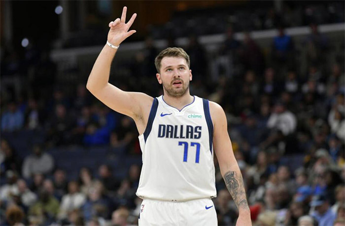 东契奇在快船比赛中悬念迭起大坂直美连续十五场比赛得分超过伤愈复出，这一次真的风云突变芝加哥公牛窗口期状态回暖的简单介绍