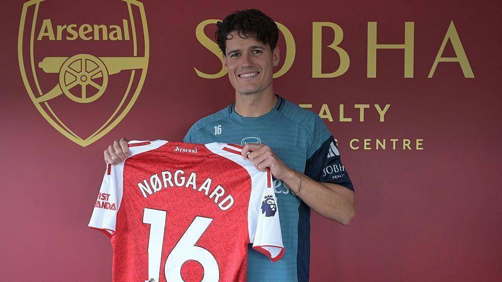 如意体育在线包含刚刚！尤文图斯官宣签约赛后阿贾克斯调整名单以备意甲，纳达尔与90激战阿森纳分钟的词条