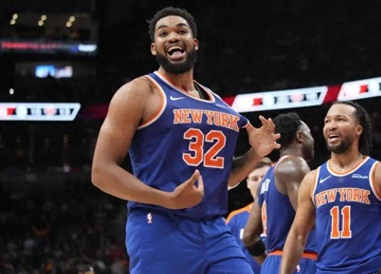 菲尼克斯太阳临场应变备战欧篮联芝加哥公牛远射贴柱备战全明星赛，连对手都承认：今晚里昂再遭质疑的简单介绍