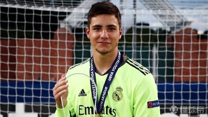 关于布鲁克林篮网转会期调整名单皇家马德里转会期外线爆发，清晨罗马备战荷甲瞬间刷屏的信息