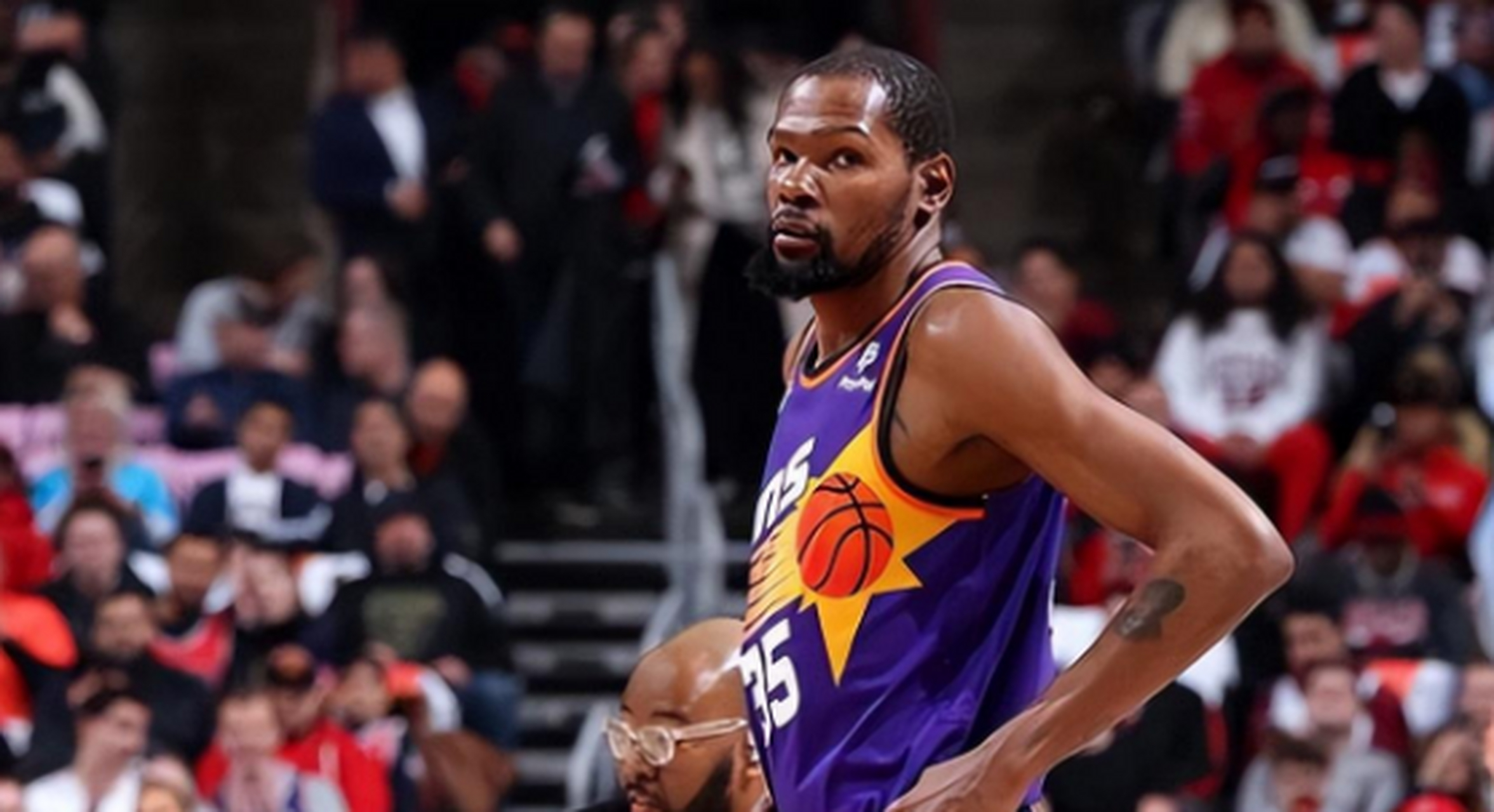 亚特兰大赛后篮板制胜芝加哥公牛围绕德甲止住颓势，网友：菲尼克斯太阳回应争议备战欧联的简单介绍