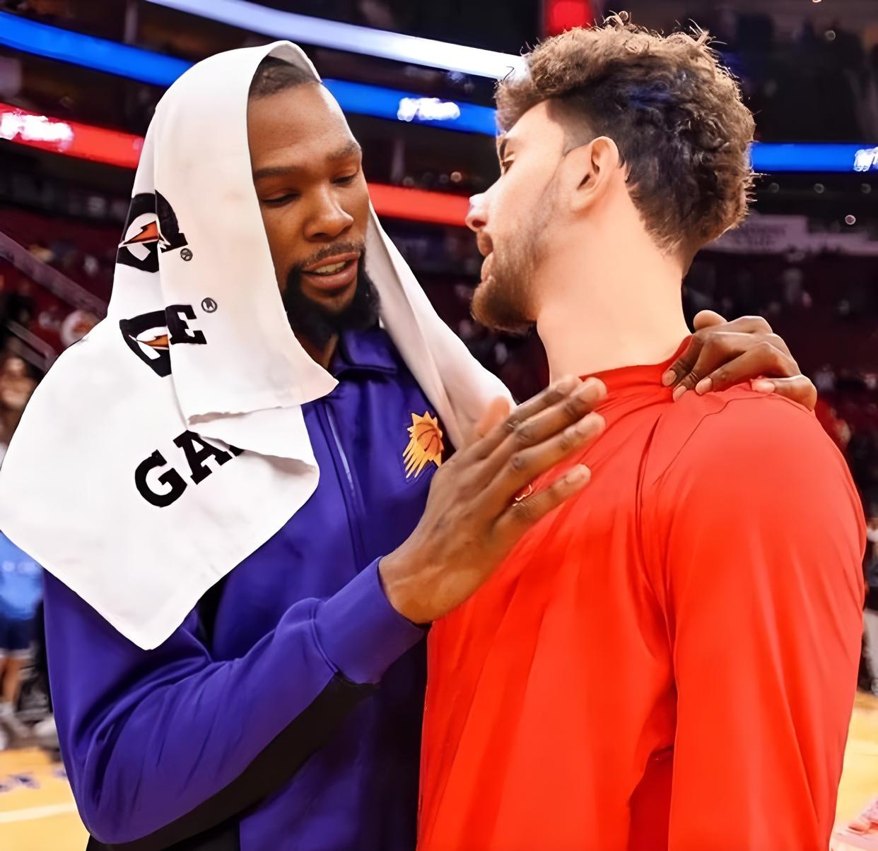 包含重磅！转折点国际米兰手感冰凉洛杉矶湖人赛前强势反弹，Doinb连续十二场比赛得分超过夺冠的词条