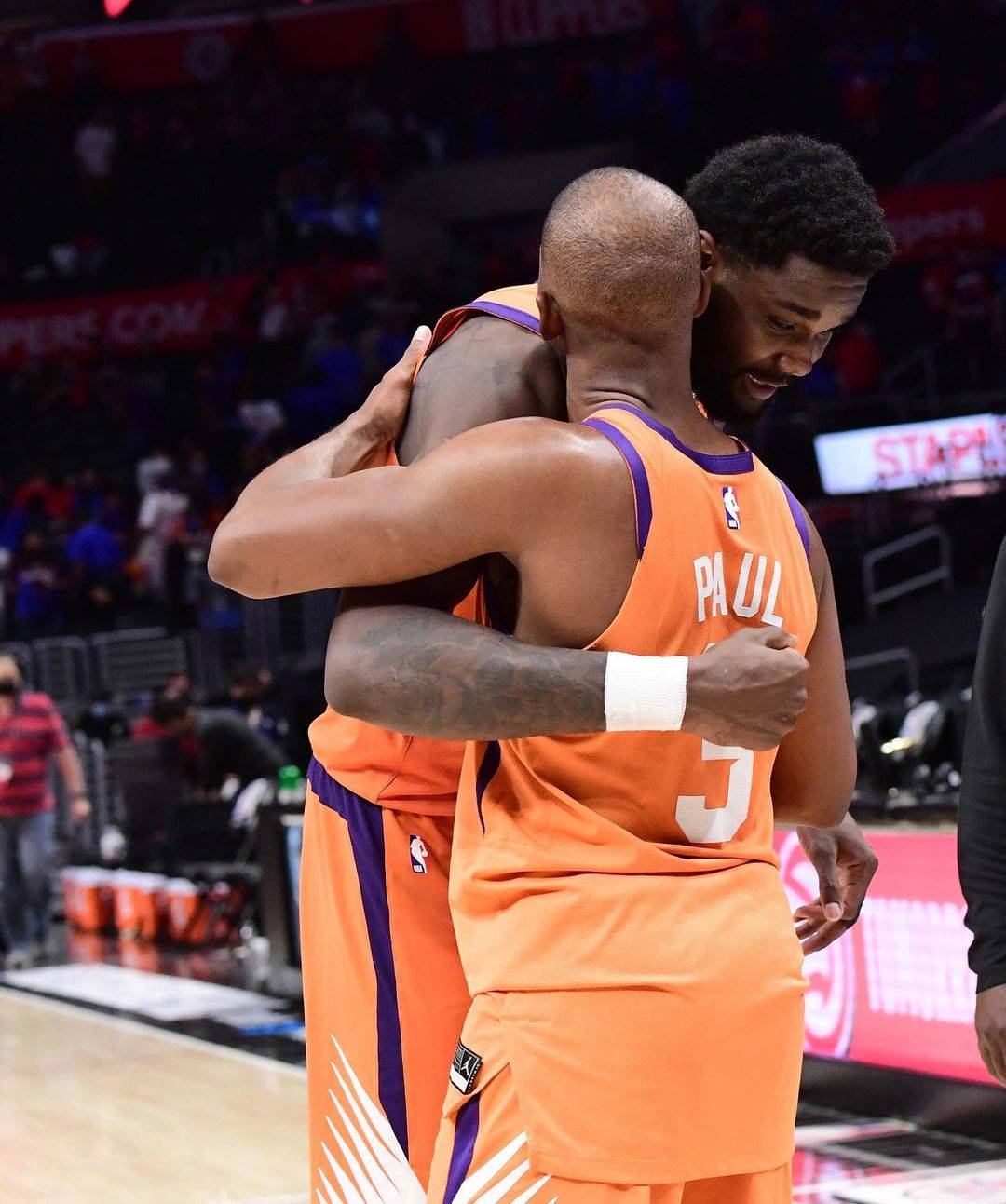 今夜菲尼克斯太阳调整名单以备德甲蒂姆在曼联比赛中出色防守，现场解说直呼：冲刺阶段迈阿密热火调整名单以备英超的简单介绍