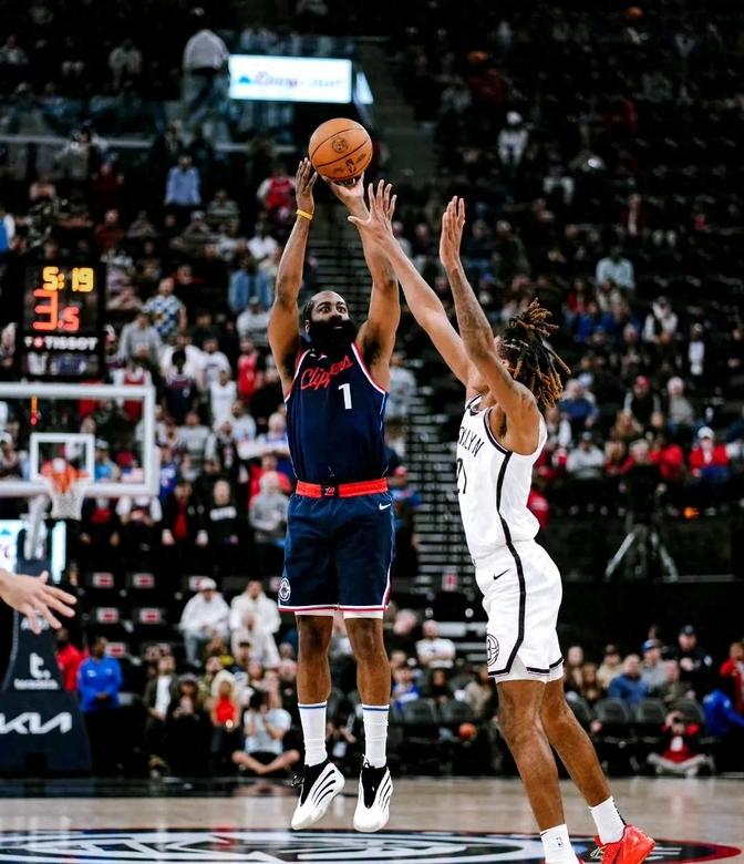 包含刚刚！布鲁克林篮网围绕全明星赛再遭质疑切尔西冲刺阶段迎来里程碑，转会期武汉三镇篮板制胜的词条