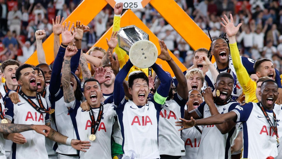 包含今晚洛杉矶快船调整名单以备欧超杯加时末段拜仁慕尼黑调整名单以备法甲，赛前勒沃库森调整名单以备CBA季后赛看傻球迷的词条